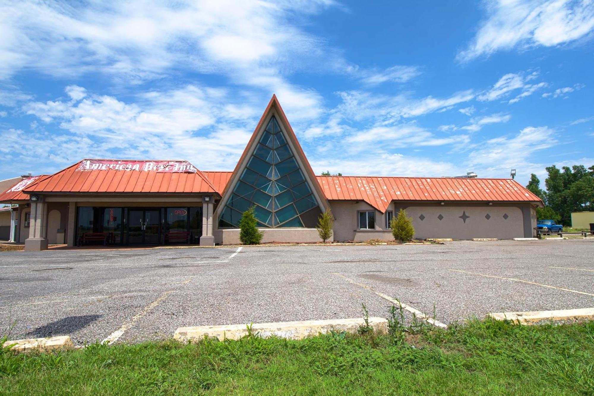American Best Inn By Oyo I-35 Perry Near Lake Mcmurtry Экстерьер фото