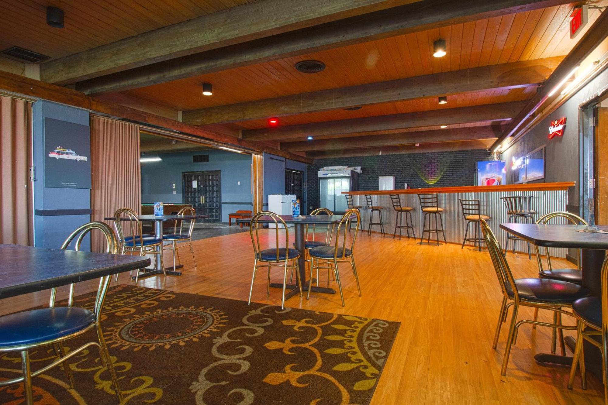 American Best Inn By Oyo I-35 Perry Near Lake Mcmurtry Экстерьер фото