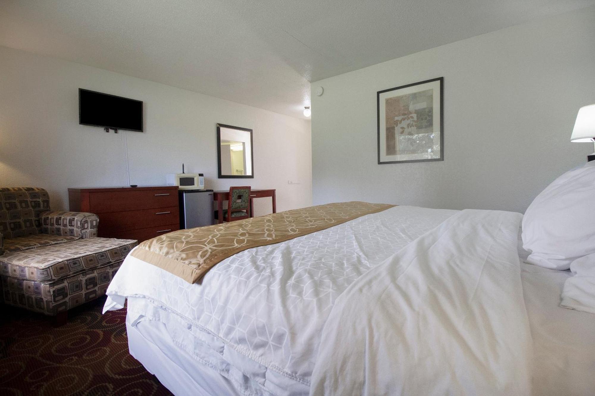American Best Inn By Oyo I-35 Perry Near Lake Mcmurtry Экстерьер фото